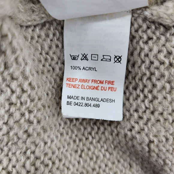 Lemon Beret Cardigan - Picture 5 of 6